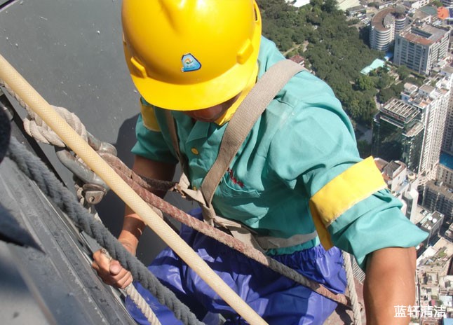 沙坪壩外墻清洗公司